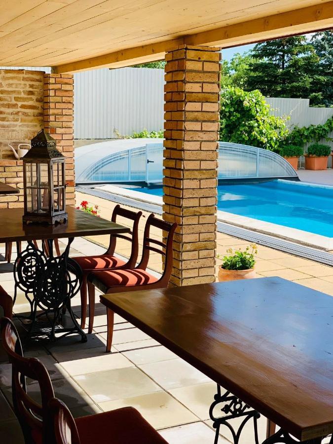 Lilium Villa Hévíz المظهر الخارجي الصورة