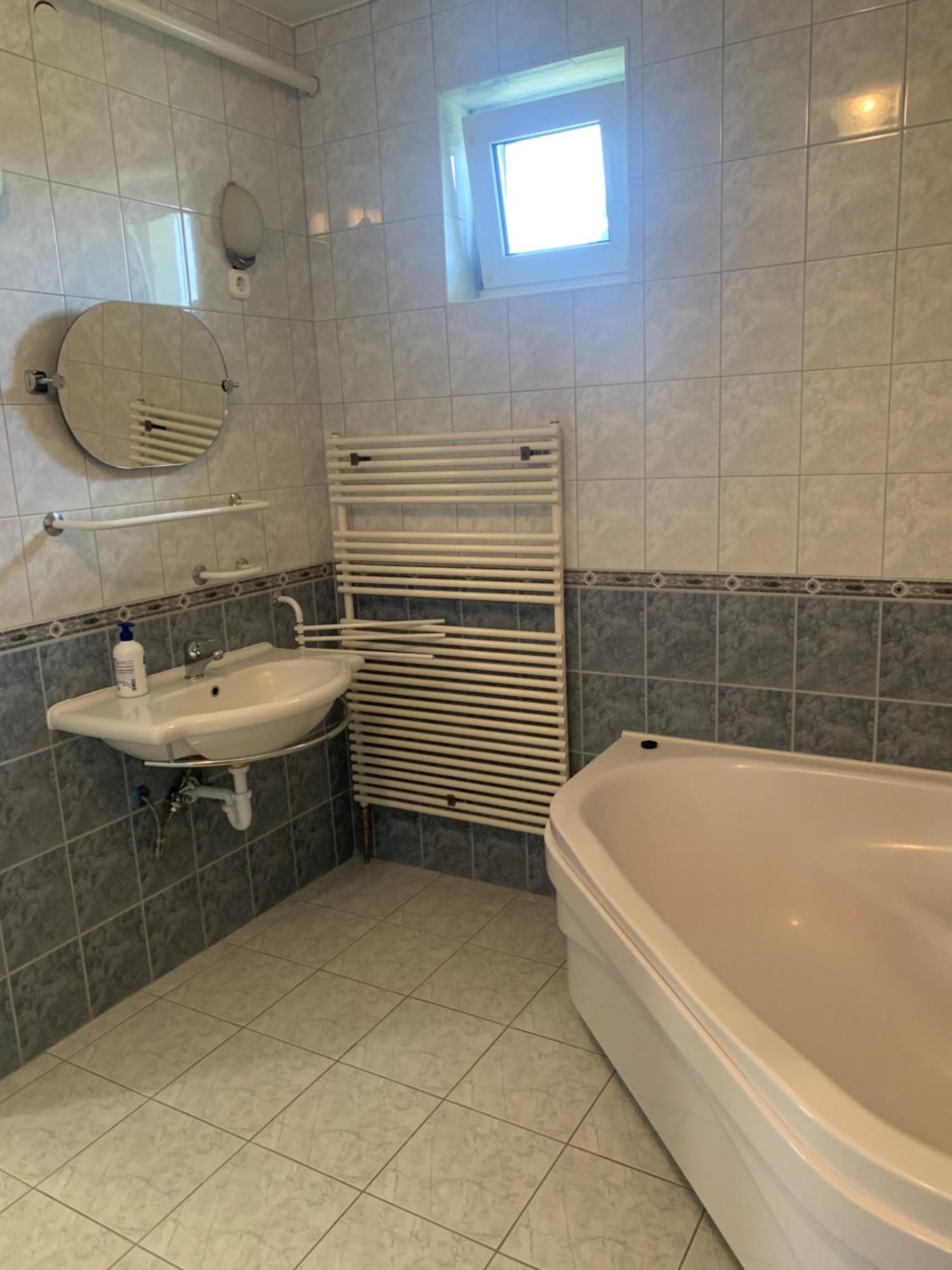 Lilium Villa Hévíz المظهر الخارجي الصورة